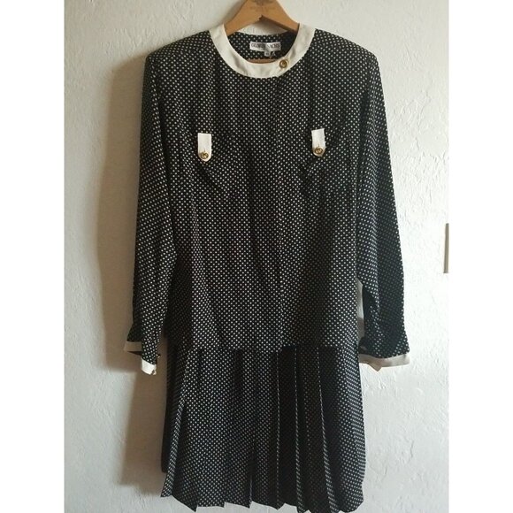 Gloria Sachs New York Womens Size 10 Silk Pleated Skirt Set...
